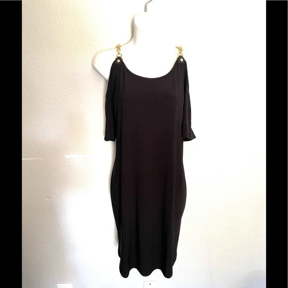 Soho Apparel Dresses & Skirts - SOHO APPAREL gold chain cold shoulder black dress
